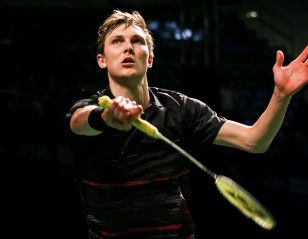Injured Axelsen Withdraws From World Championships